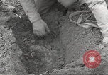 Standbild slave Arbeitslager Flossenburg Deutschland, 1945, aus Sekunde 58 historischem Filmmaterial Videoclip 65675063166