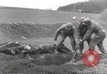 Image Le camp de concentration de Flossenbürg victimes d'atrocité Flossenburg Allemagne, 1945, de la seconde 11 séquences d'archives historiques vidéo 65675063167