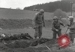 Image Le camp de concentration de Flossenbürg victimes d'atrocité Flossenburg Allemagne, 1945, de la seconde 16 séquences d'archives historiques vidéo 65675063167
