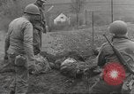 Image Le camp de concentration de Flossenbürg victimes d'atrocité Flossenburg Allemagne, 1945, de la seconde 30 séquences d'archives historiques vidéo 65675063167