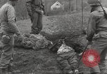Image Le camp de concentration de Flossenbürg victimes d'atrocité Flossenburg Allemagne, 1945, de la seconde 32 séquences d'archives historiques vidéo 65675063167