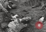 Image Le camp de concentration de Flossenbürg victimes d'atrocité Flossenburg Allemagne, 1945, de la seconde 37 séquences d'archives historiques vidéo 65675063167