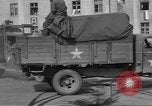 Standbild Vertriebene Wetzlar Deutschland, 1945, aus Sekunde 7 historischem Filmmaterial Videoclip 65675063173