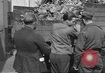 Standbild Vertriebene Wetzlar Deutschland, 1945, aus Sekunde 17 historischem Filmmaterial Videoclip 65675063173
