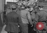 Standbild Vertriebene Wetzlar Deutschland, 1945, aus Sekunde 19 historischem Filmmaterial Videoclip 65675063173