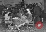 Standbild Vertriebene Wetzlar Deutschland, 1945, aus Sekunde 43 historischem Filmmaterial Videoclip 65675063173