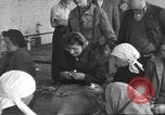 Standbild Vertriebene Wetzlar Deutschland, 1945, aus Sekunde 48 historischem Filmmaterial Videoclip 65675063173
