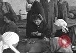 Standbild Vertriebene Wetzlar Deutschland, 1945, aus Sekunde 50 historischem Filmmaterial Videoclip 65675063173