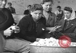 Standbild Vertriebene Wetzlar Deutschland, 1945, aus Sekunde 60 historischem Filmmaterial Videoclip 65675063173