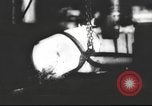 Standbild Deutsche Munitionsfabrik Deutschland, 1939, aus Sekunde 35 historischem Filmmaterial Videoclip 65675063178