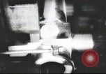 Standbild Deutsche Waffenfabrik Zweiten Weltkrieg Deutschland, 1939, aus Sekunde 31 historischem Filmmaterial Videoclip 65675063179