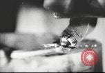 Standbild Deutsche Waffenfabrik Zweiten Weltkrieg Deutschland, 1939, aus Sekunde 47 historischem Filmmaterial Videoclip 65675063179