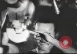 Standbild Deutsche Munitionsfabrik Deutschland, 1939, aus Sekunde 17 historischem Filmmaterial Videoclip 65675063180