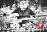 Standbild Deutsche Munitionsfabrik Deutschland, 1939, aus Sekunde 53 historischem Filmmaterial Videoclip 65675063180