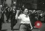 Standbild May Day Parade New York City USA, 1937, aus Sekunde 19 historischem Filmmaterial Videoclip 65675063190