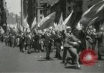 Standbild May Day Parade New York City USA, 1937, aus Sekunde 25 historischem Filmmaterial Videoclip 65675063190