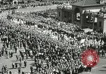 Standbild May Day Parade New York City USA, 1937, aus Sekunde 34 historischem Filmmaterial Videoclip 65675063190