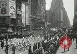 Standbild Duffy Memorial Enthüllungszeremonie New York City USA, 1937, aus Sekunde 15 historischem Filmmaterial Videoclip 65675063192