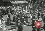 Standbild Duffy Memorial Enthüllungszeremonie New York City USA, 1937, aus Sekunde 16 historischem Filmmaterial Videoclip 65675063192
