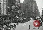 Standbild Duffy Memorial Enthüllungszeremonie New York City USA, 1937, aus Sekunde 20 historischem Filmmaterial Videoclip 65675063192
