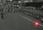 Standbild Duffy Memorial Enthüllungszeremonie New York City USA, 1937, aus Sekunde 29 historischem Filmmaterial Videoclip 65675063192