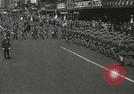 Standbild Duffy Memorial Enthüllungszeremonie New York City USA, 1937, aus Sekunde 30 historischem Filmmaterial Videoclip 65675063192