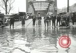 Standbild Hochwasserschäden Wheeling West Virginia USA, 1937, aus Sekunde 29 historischem Filmmaterial Videoclip 65675063193