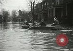Standbild Hochwasserschäden Wheeling West Virginia USA, 1937, aus Sekunde 32 historischem Filmmaterial Videoclip 65675063193
