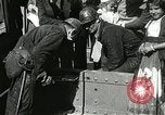 Standbild Golden Gate Bridge Widmung San Francisco California USA, 1937, aus Sekunde 34 historischem Filmmaterial Videoclip 65675063194