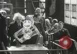 Standbild Montage von Teleskop Lester Pennsylvania USA, 1937, aus Sekunde 26 historischem Filmmaterial Videoclip 65675063195