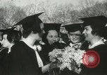 Standbild Hoop-rolling championship Wellesley Massachusetts USA, 1937, aus Sekunde 33 historischem Filmmaterial Videoclip 65675063196