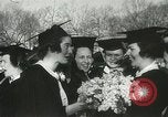 Standbild Hoop-rolling championship Wellesley Massachusetts USA, 1937, aus Sekunde 34 historischem Filmmaterial Videoclip 65675063196