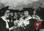 Standbild Hoop-rolling championship Wellesley Massachusetts USA, 1937, aus Sekunde 37 historischem Filmmaterial Videoclip 65675063196
