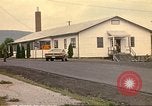 Immagine di Operazioni di vita nuova Fort Indiantown Gap Pennsylvania USA, 1975, secondo 19 filmato di repertorio 65675063236