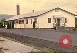 Immagine di Operazioni di vita nuova Fort Indiantown Gap Pennsylvania USA, 1975, secondo 28 filmato di repertorio 65675063236