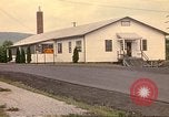 Immagine di Operazioni di vita nuova Fort Indiantown Gap Pennsylvania USA, 1975, secondo 29 filmato di repertorio 65675063236