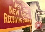 Immagine di Operazioni di vita nuova Fort Indiantown Gap Pennsylvania USA, 1975, secondo 43 filmato di repertorio 65675063236