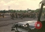 Immagine di Operazioni di vita nuova Fort Indiantown Gap Pennsylvania USA, 1975, secondo 51 filmato di repertorio 65675063236