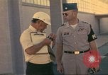 Standbild Betrieb neues Leben Harrisburg Pennsylvania USA, 1975, aus Sekunde 56 historischem Filmmaterial Videoclip 65675063238