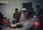 Standbild Betrieb neues Leben Fort Indiantown Gap Pennsylvania USA, 1975, aus Sekunde 13 historischem Filmmaterial Videoclip 65675063239