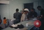 Standbild Betrieb neues Leben Fort Indiantown Gap Pennsylvania USA, 1975, aus Sekunde 14 historischem Filmmaterial Videoclip 65675063239