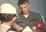 Standbild Betrieb neues Leben Fort Indiantown Gap Pennsylvania USA, 1975, aus Sekunde 29 historischem Filmmaterial Videoclip 65675063239