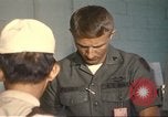 Standbild Betrieb neues Leben Fort Indiantown Gap Pennsylvania USA, 1975, aus Sekunde 34 historischem Filmmaterial Videoclip 65675063239