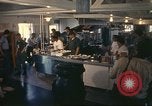 Standbild Betrieb neues Leben Fort Indiantown Gap Pennsylvania USA, 1975, aus Sekunde 6 historischem Filmmaterial Videoclip 65675063242