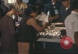 Standbild Betrieb neues Leben Fort Indiantown Gap Pennsylvania USA, 1975, aus Sekunde 52 historischem Filmmaterial Videoclip 65675063242