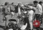 Standbild Drag Racing Championship Fremont California USA, 1965, aus Sekunde 16 historischem Filmmaterial Videoclip 65675063250