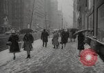 Immagine di Primavera a New York City a metà degli anni '60 New York City USA, 1965, secondo 7 filmato di repertorio 65675063253