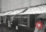 Immagine di Primavera a New York City a metà degli anni '60 New York City USA, 1965, secondo 14 filmato di repertorio 65675063253