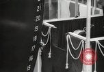 Immagine di Queen Elizabeth Regno Unito, 1965, secondo 40 filmato di repertorio 65675063254