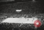 Immagine di Partita di basket Portland Oregon USA, 1965, secondo 8 filmato di repertorio 65675063255